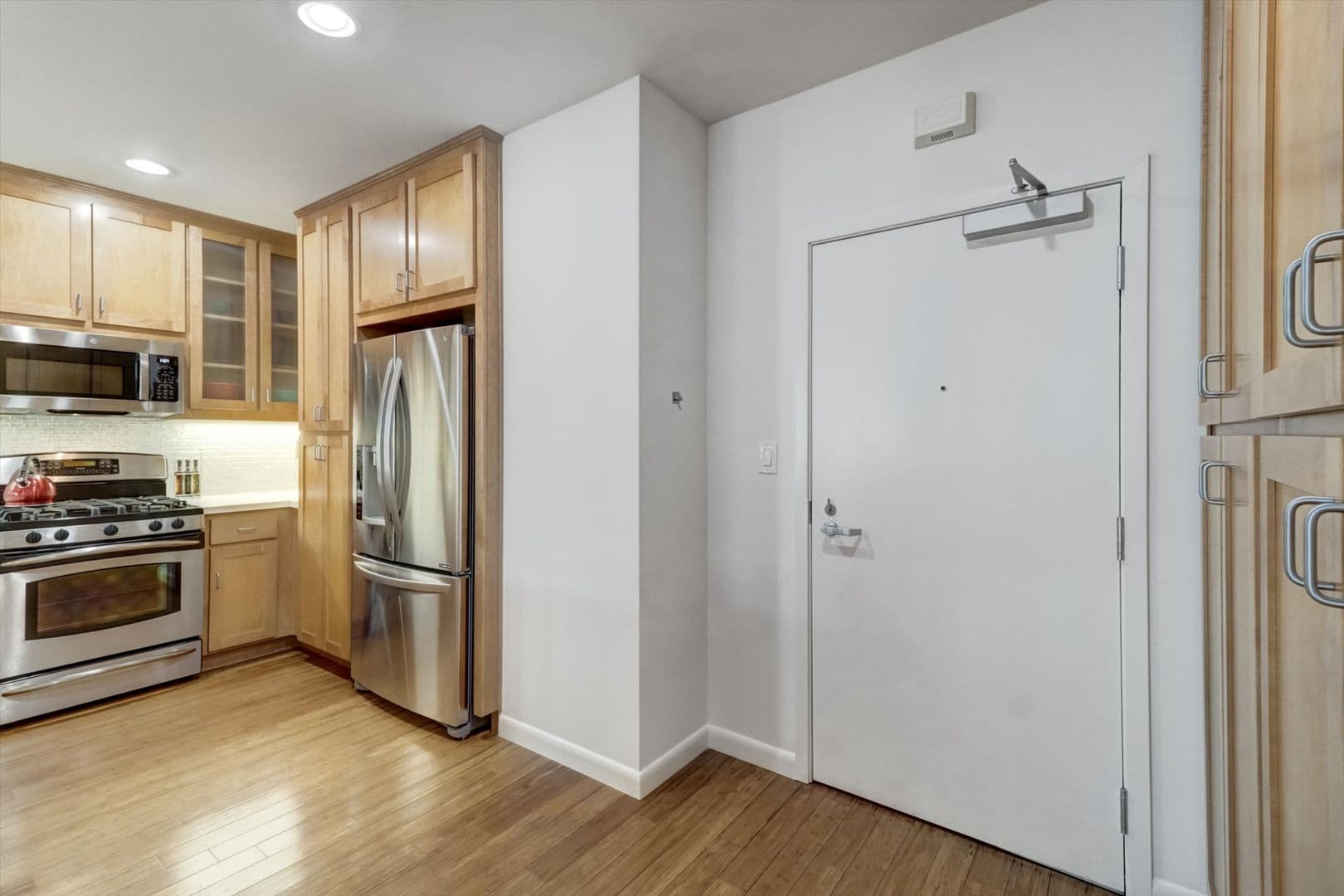 Oakland, Condo: 428 Alice St #629