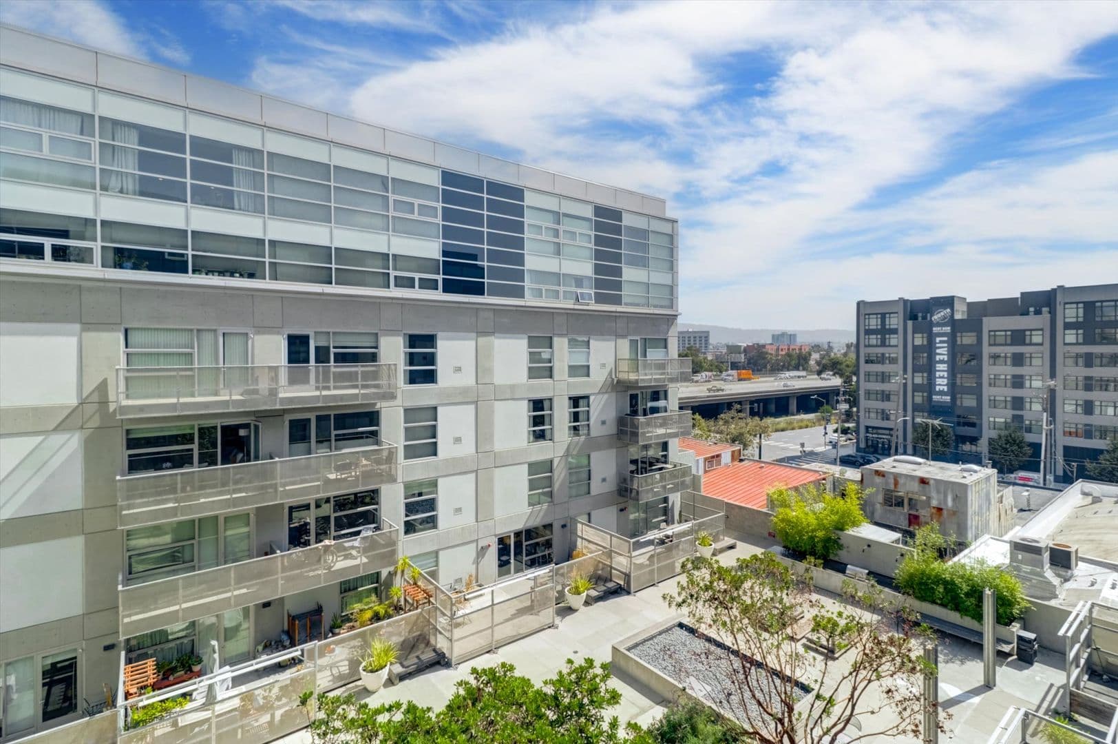 Oakland, Condo: 428 Alice St #629