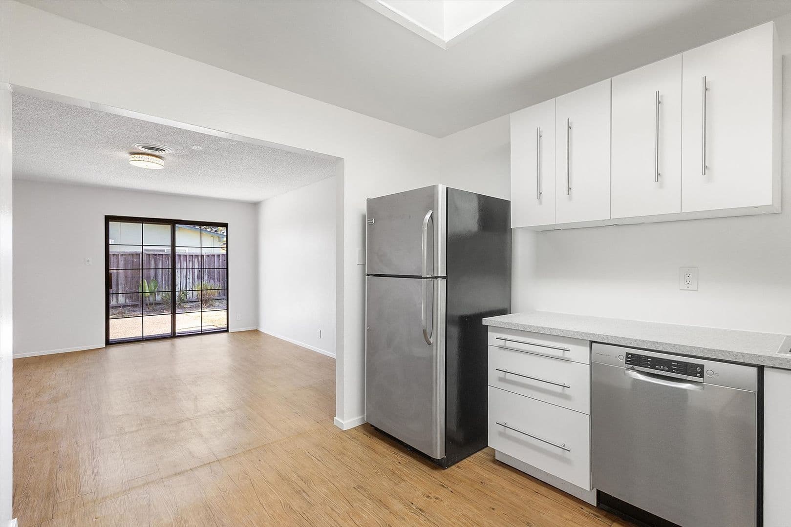 Alameda House: 1256 Rosewood Way