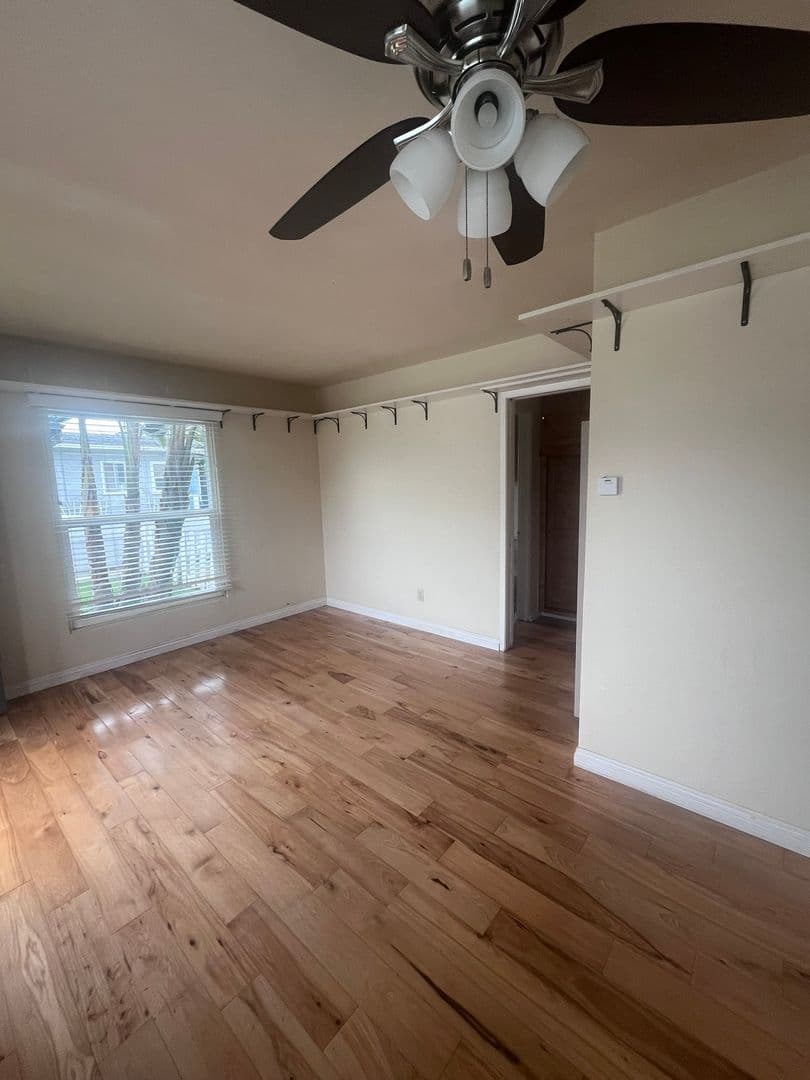 Ocean Beach Apartment: 5057-5071 Lotus Street