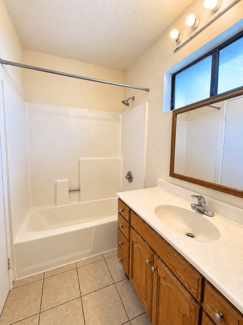 San Diego Apartment: 4471 48th Street