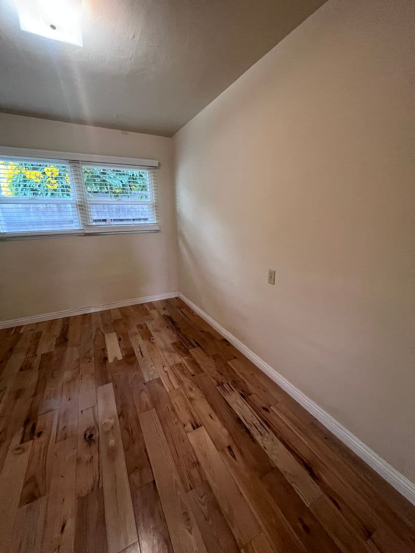 Ocean Beach Apartment: 5057-5071 Lotus Street