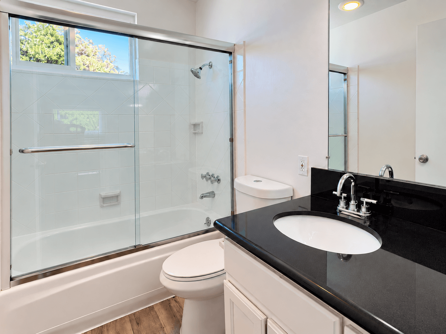 San Diego Apartment: 4417 Idaho Street