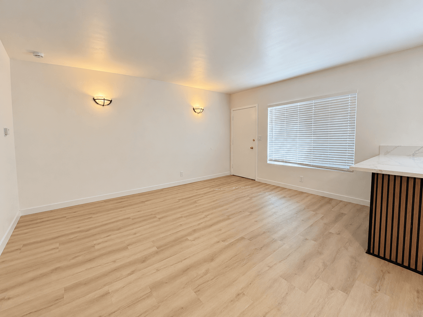 San Diego Apartment: 4417 Idaho Street