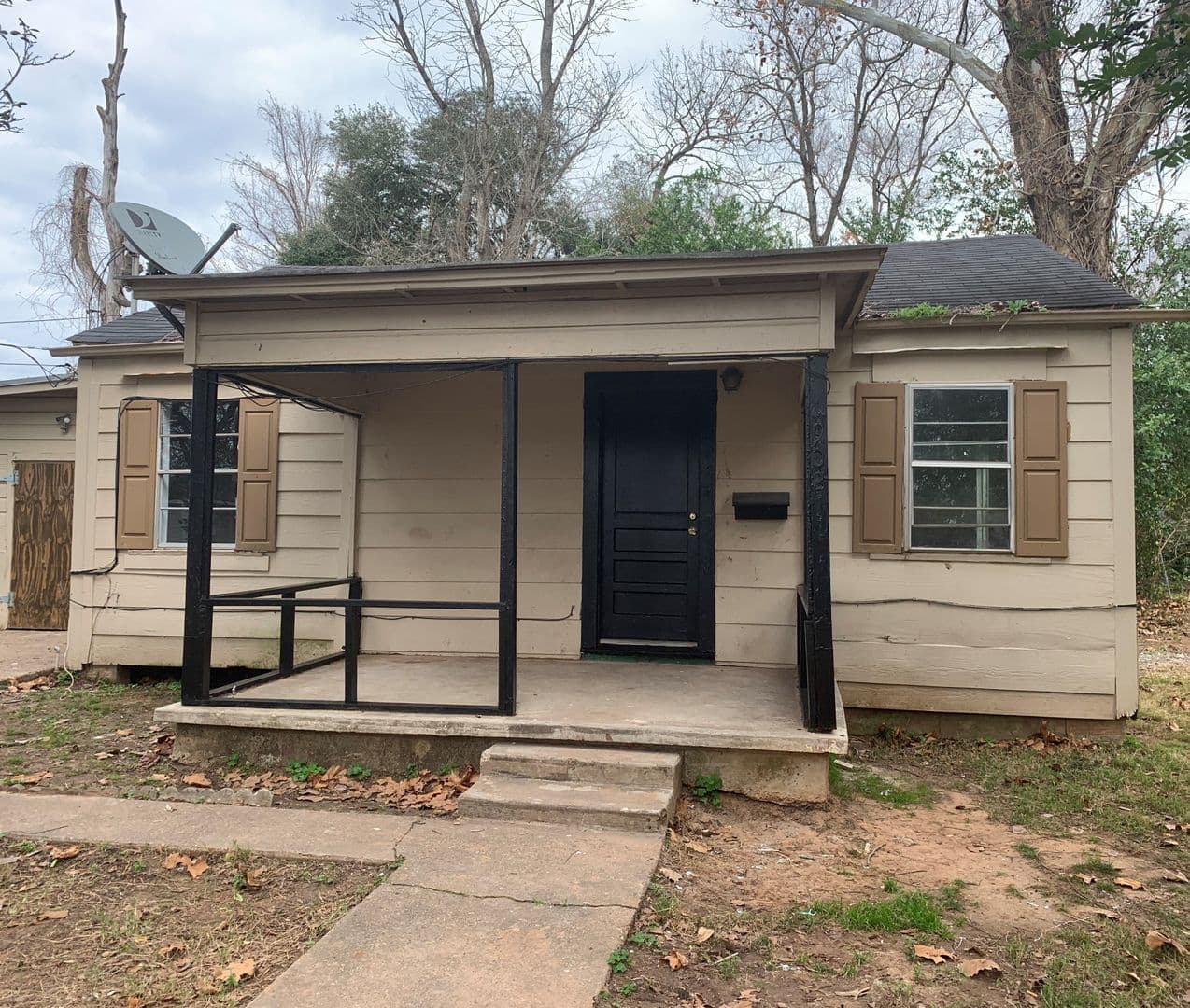 Bossier City House: 1902 Traffic St.