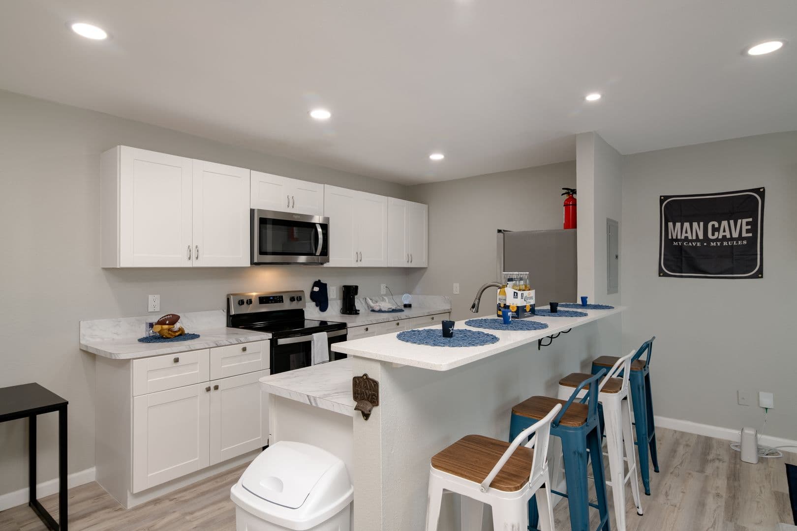 Arlington Apartment: 1736 W. Randol Mill Rd.