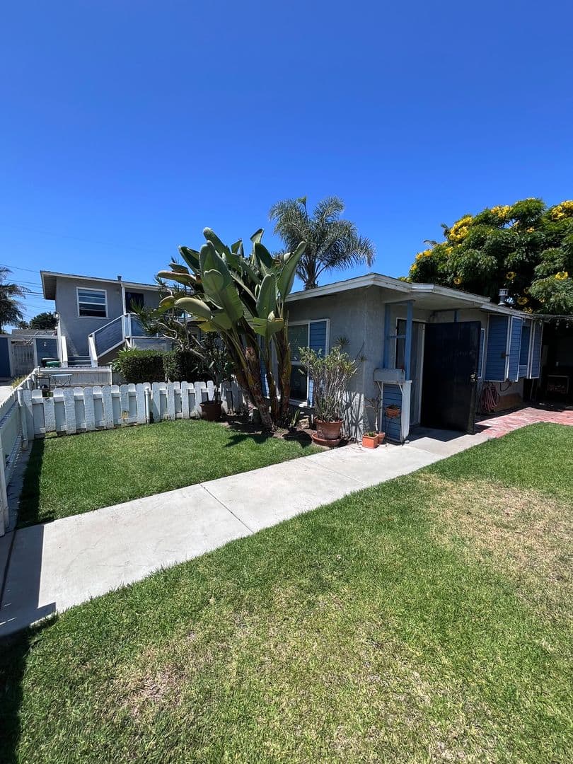 Ocean Beach Apartment: 5057-5071 Lotus Street