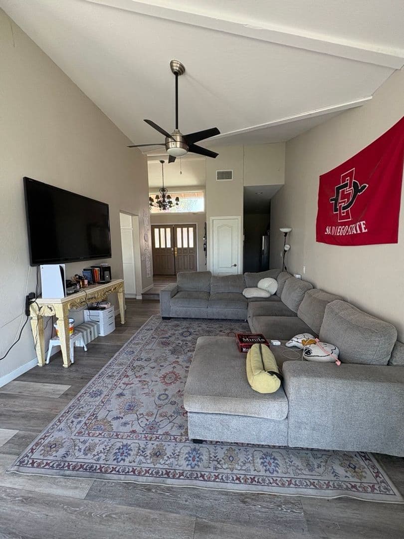 San Diego Apartment: 5215-5217 Catoctin Drive