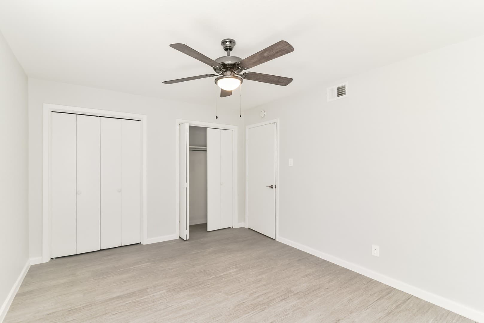 Fort Worth Apartment: 6608 South Freeway