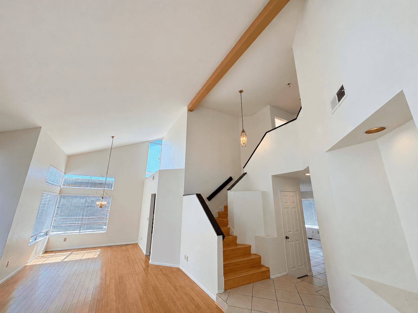 San Diego House: 7935 Winans Cove