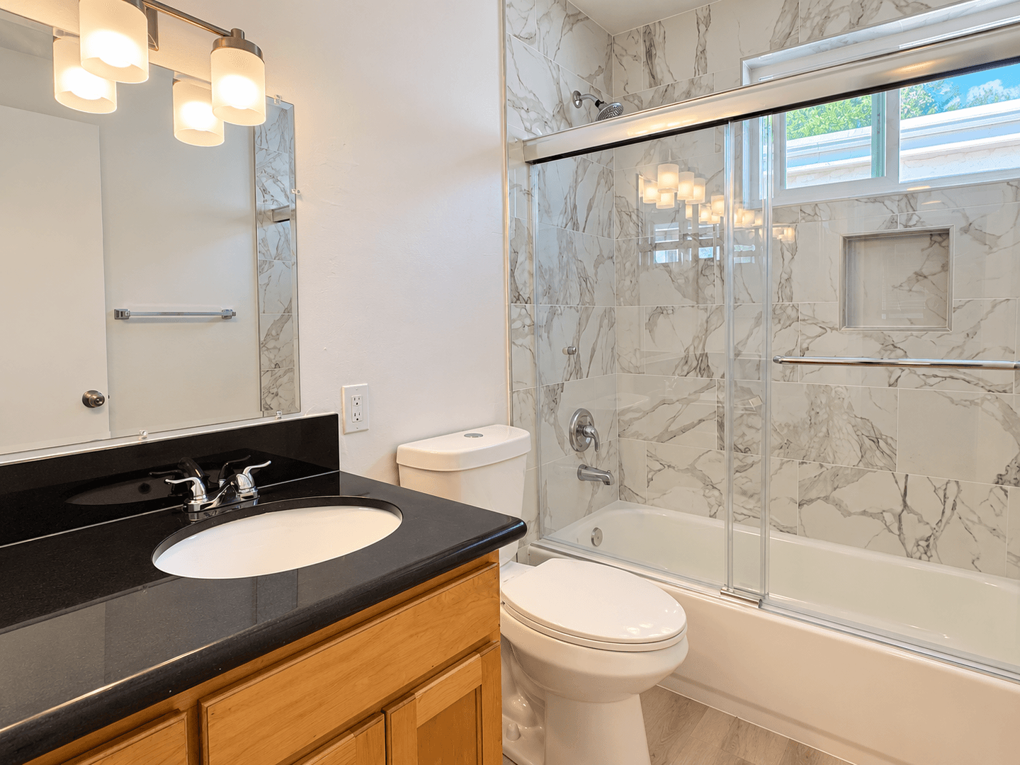 San Diego Apartment: 4417 Idaho Street