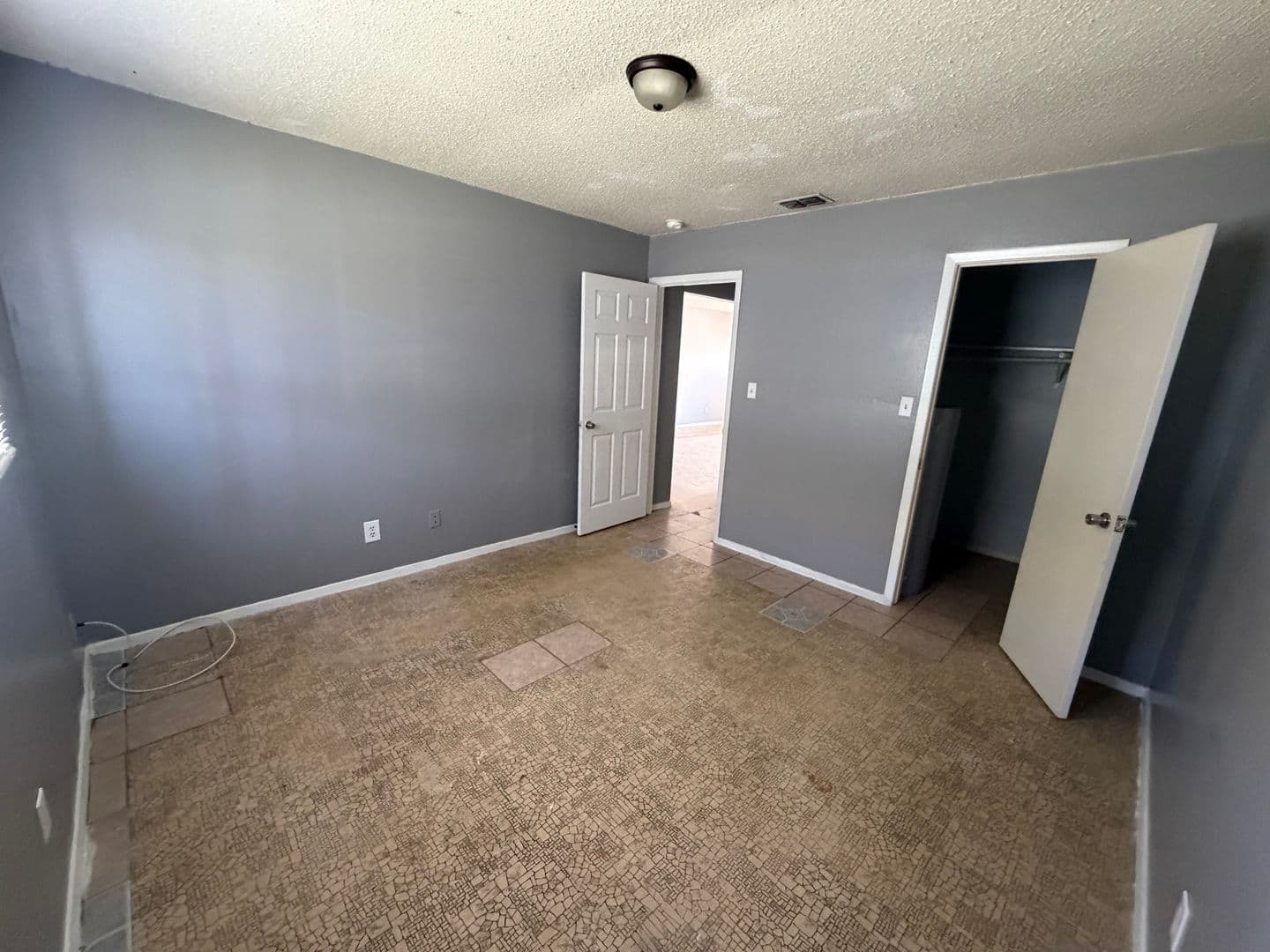 Weslaco Apartment: 2604 S BRIDGE AVE