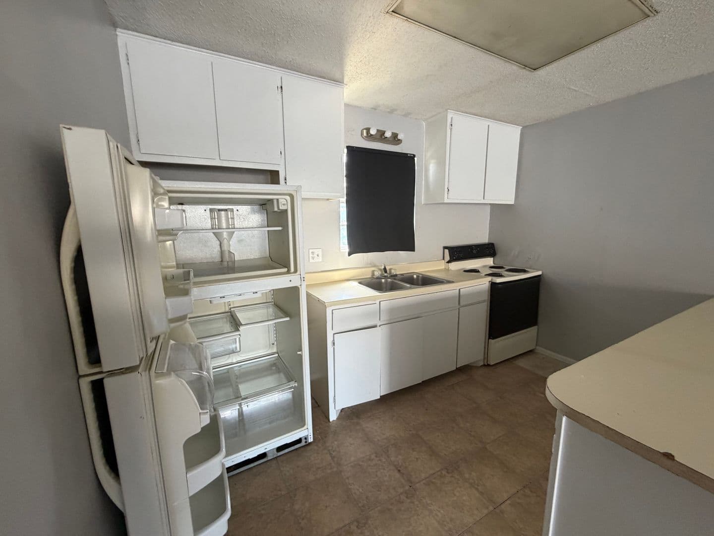 Weslaco Apartment: 2604 S BRIDGE AVE