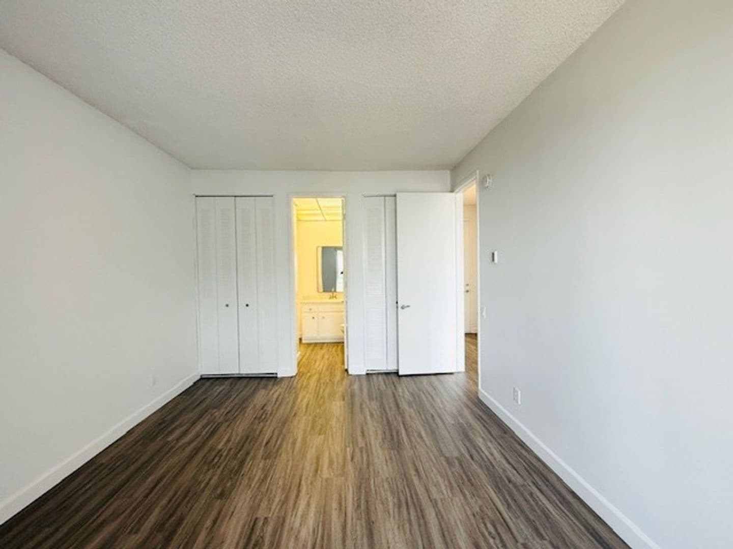 SAN DIEGO Apartment: 2300 FRONT STREET
