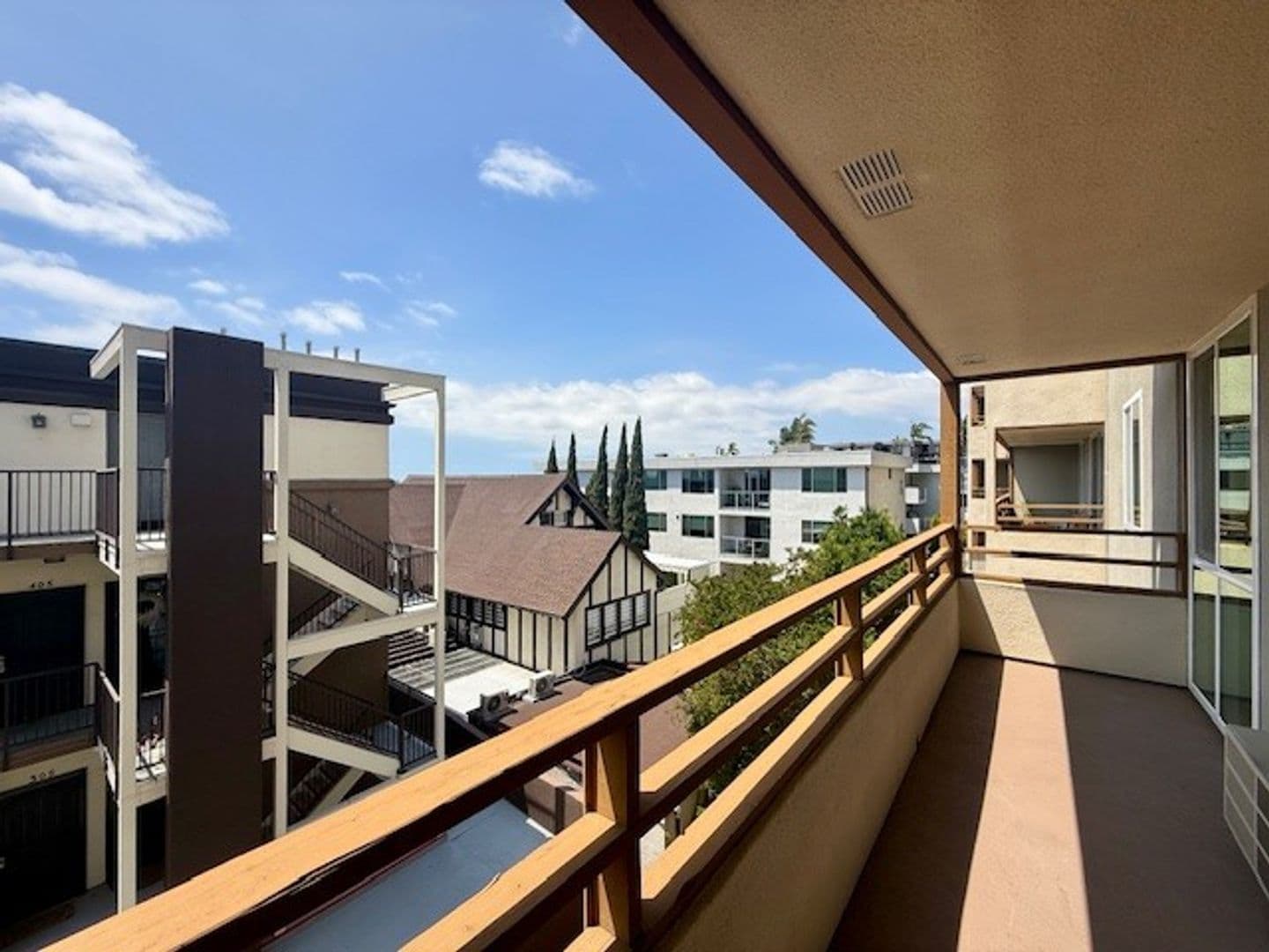 SAN DIEGO Apartment: 2300 FRONT STREET