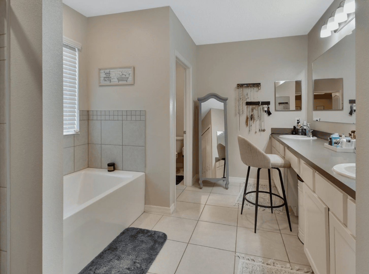 DeLand House: 109 Big Pine Key Blvd