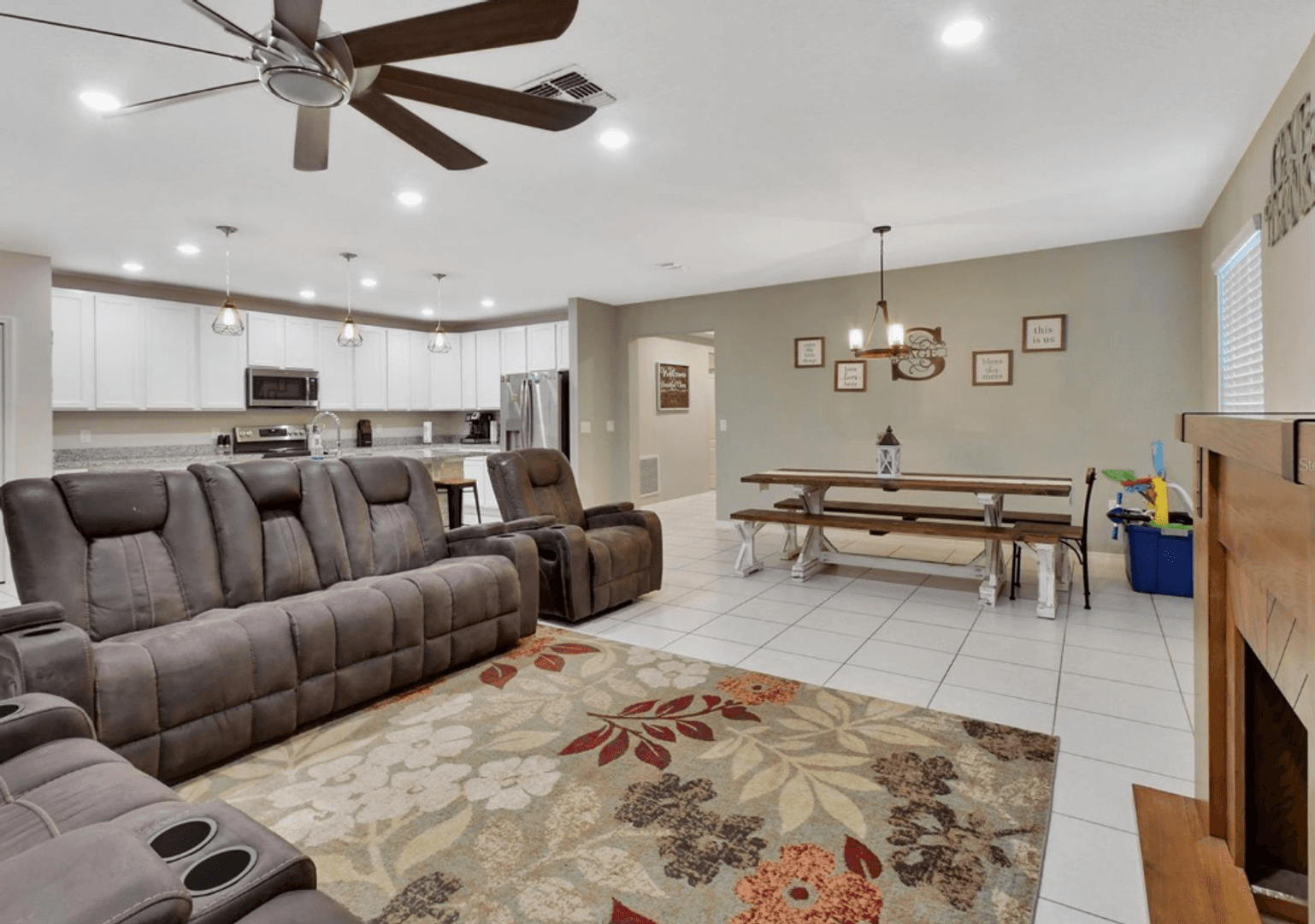DeLand House: 109 Big Pine Key Blvd