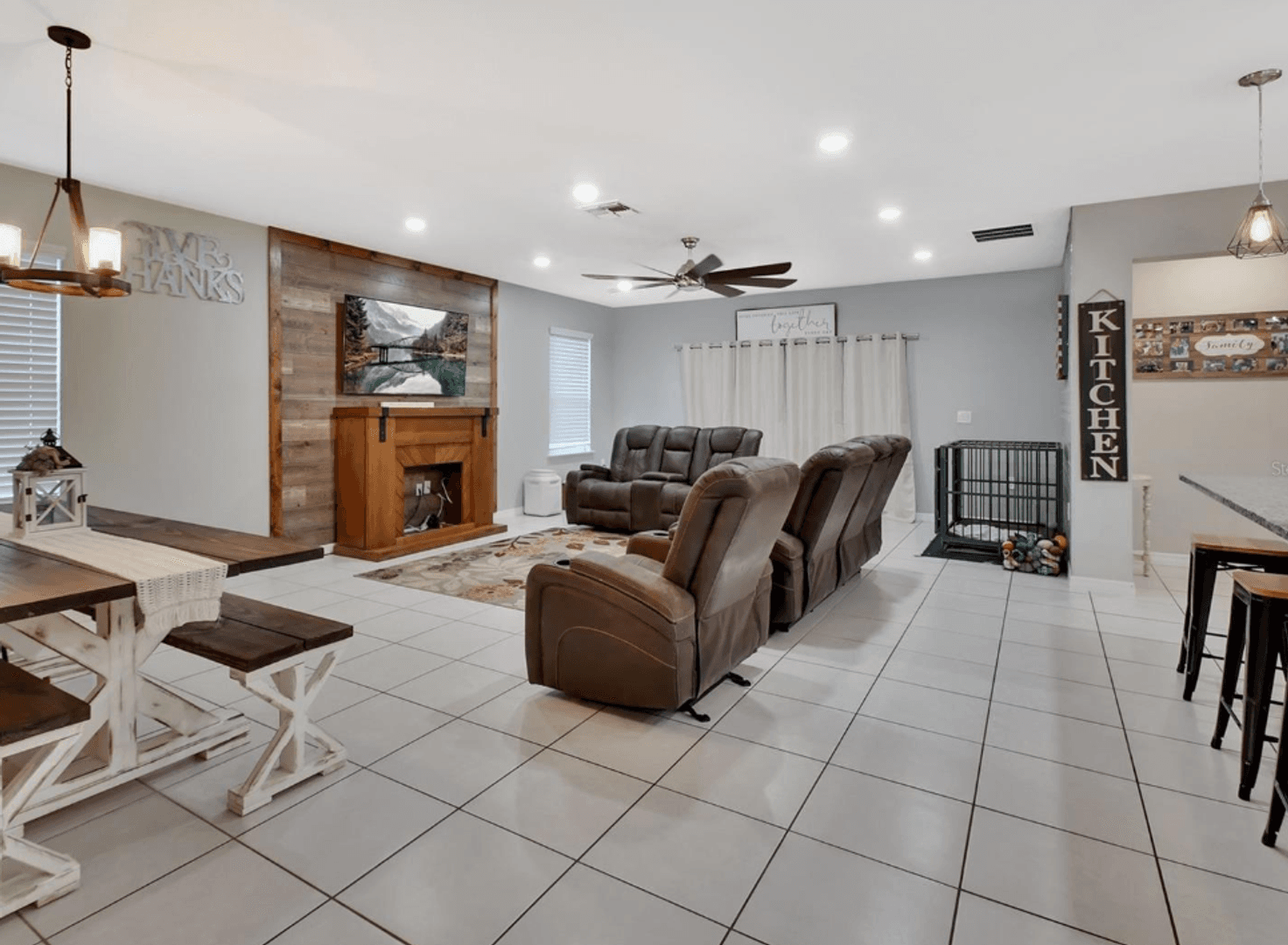 DeLand House: 109 Big Pine Key Blvd