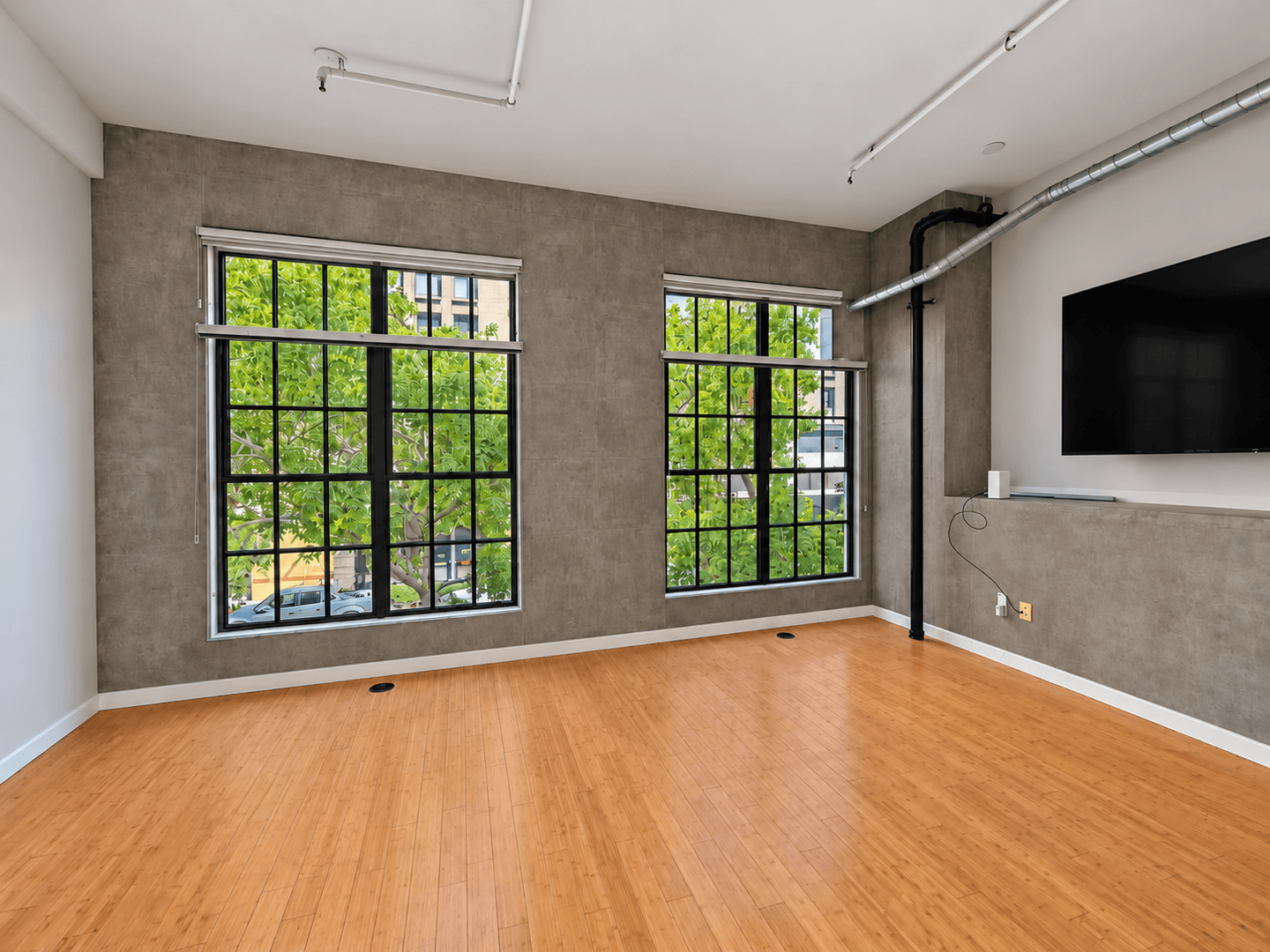 San Diego House: 350 11th Ave Unit 347
