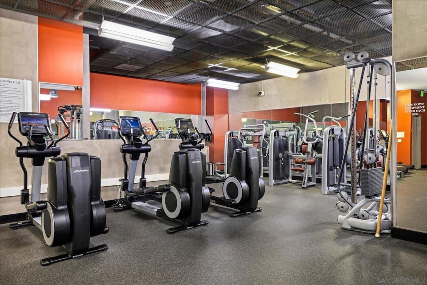 San Diego House: 350 11th Ave Unit 347