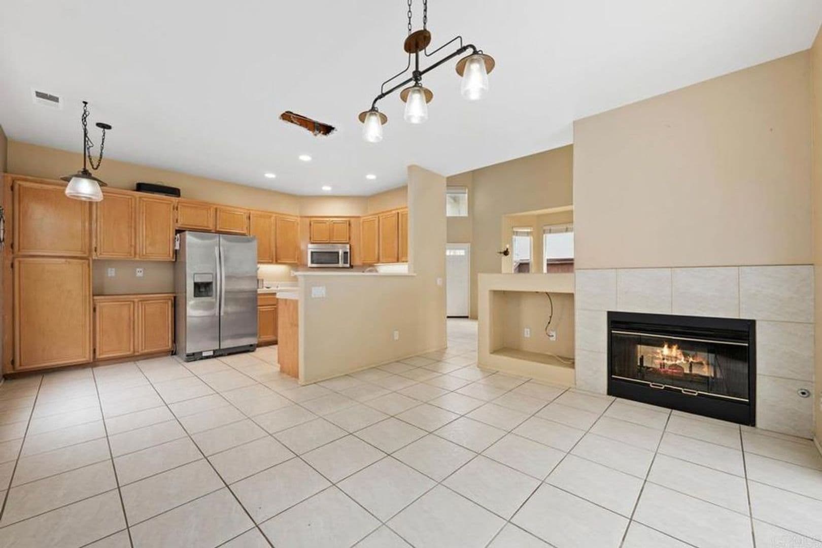 Chula Vista House: 2454 La Costa