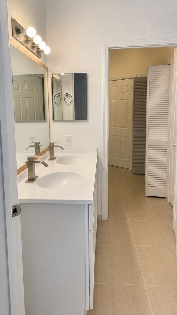Orlando Condo: 3599 Conroy Rd.