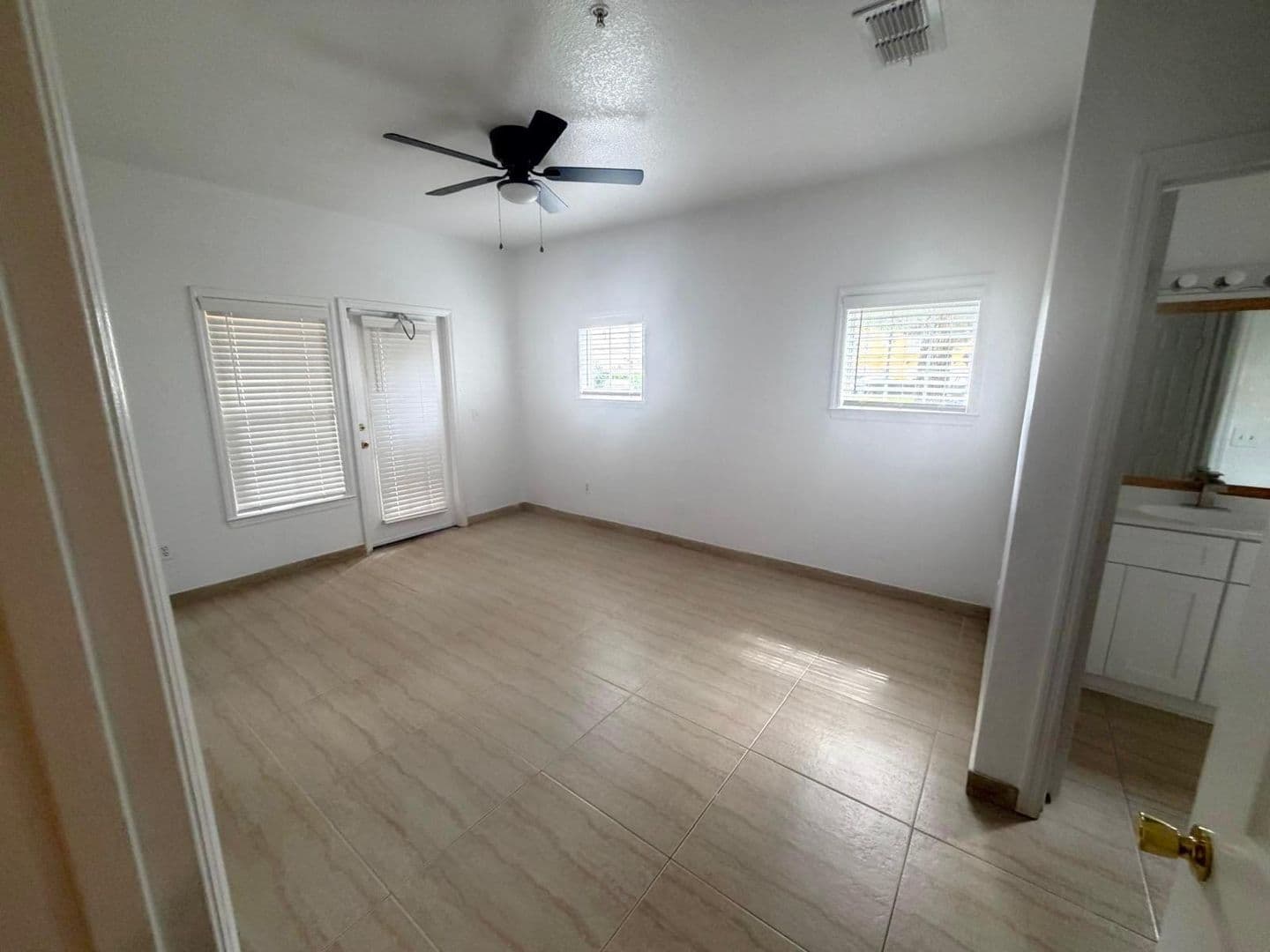 Orlando Condo: 3599 Conroy Rd.