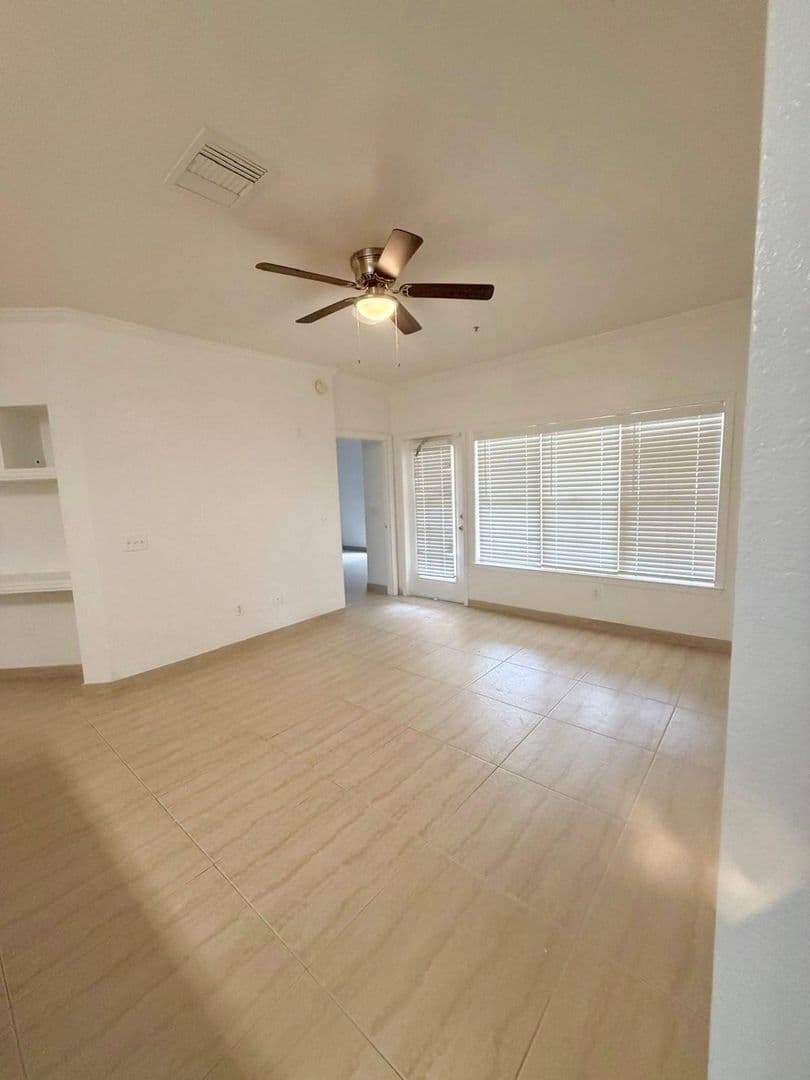 Orlando Condo: 3599 Conroy Rd.