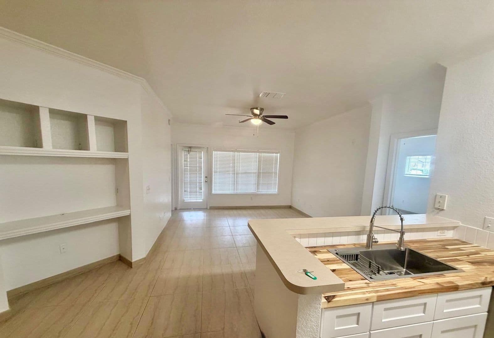 Orlando Condo: 3599 Conroy Rd.