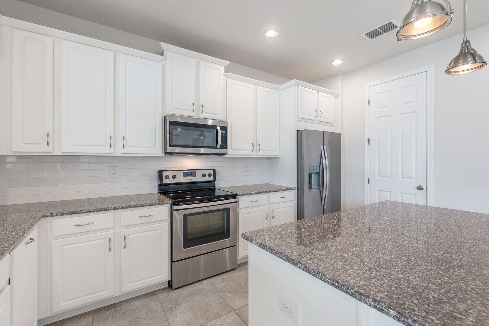 Kissimmee House: 2521 Annacella Ave