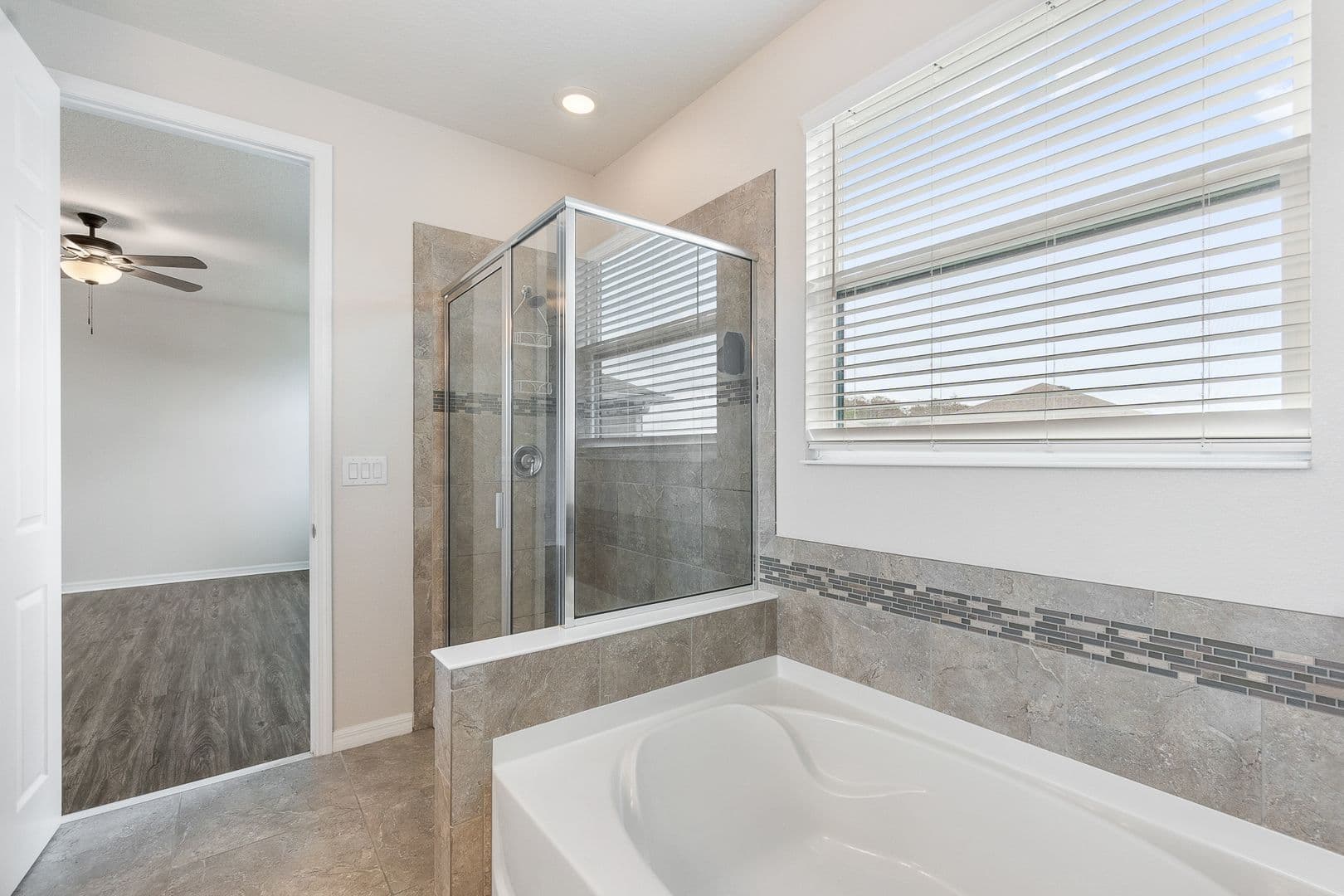 Kissimmee House: 2521 Annacella Ave