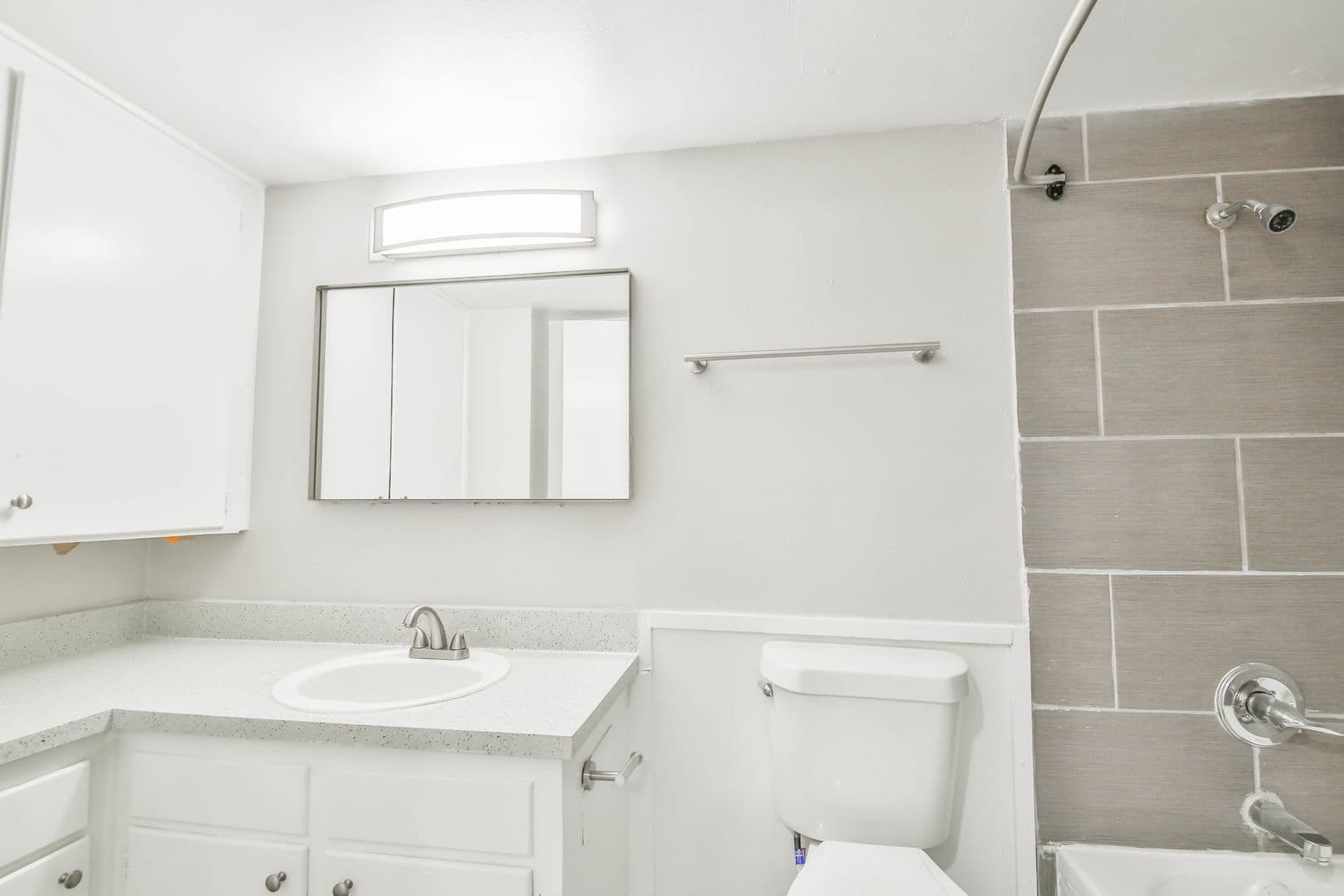 Lubbock Apartment: 2400 44th St