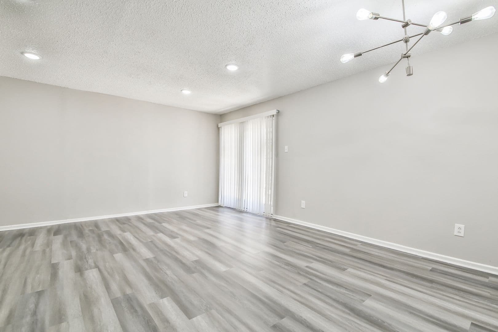 Lubbock Apartment: 5128 Aberdeen Ave
