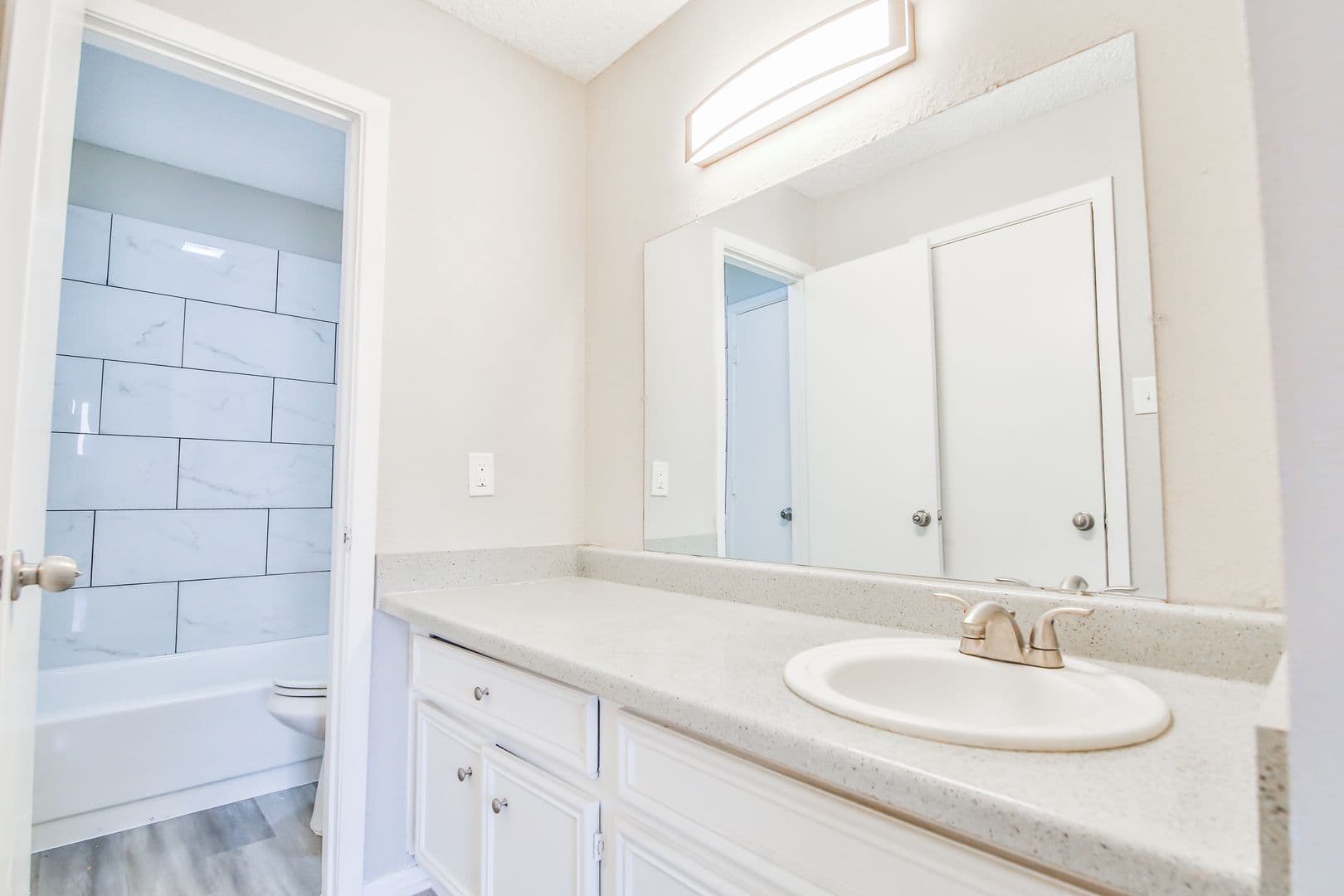Lubbock Apartment: 5430 50th St