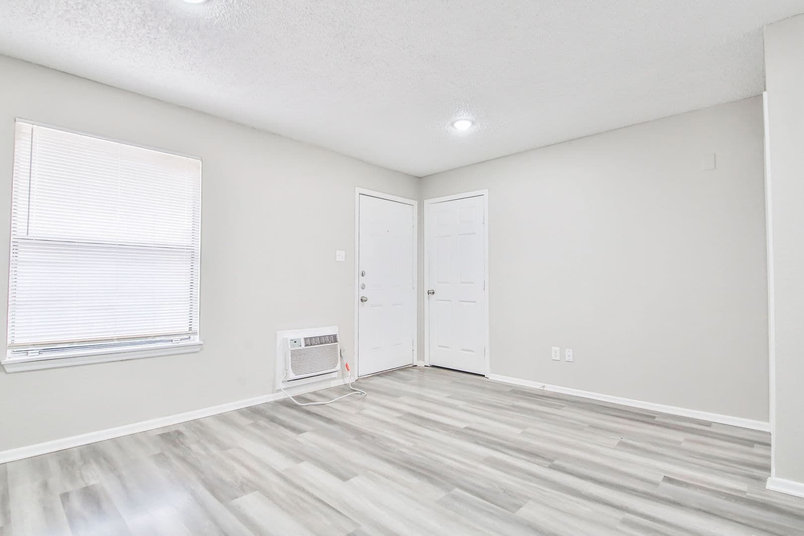 Lubbock Apartment: 5430 50th St