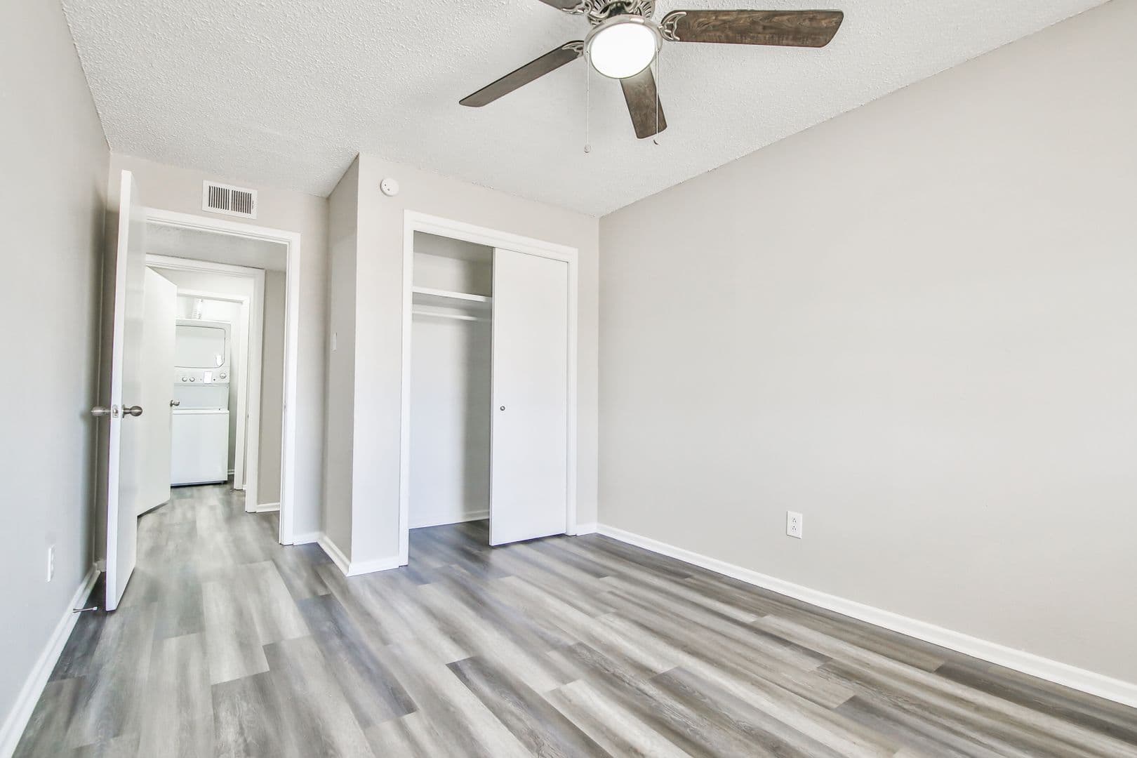 Lubbock Apartment: 5128 Aberdeen Ave