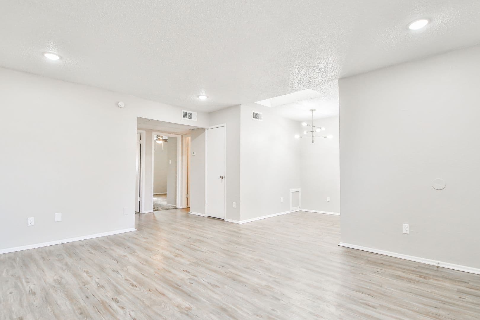 Lubbock Apartment: 5430 50th St