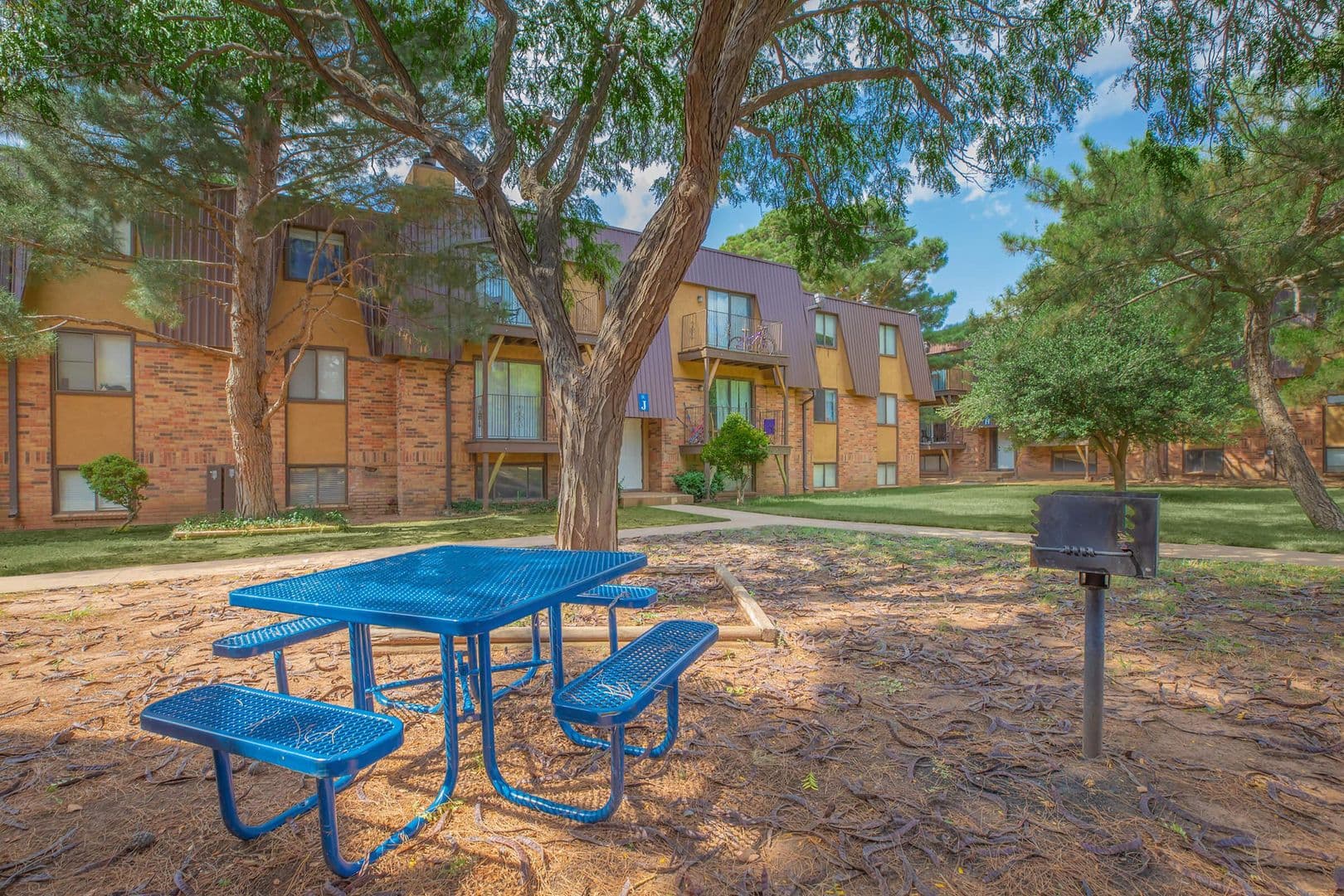 Lubbock Apartment: 5202 Bangor Ave