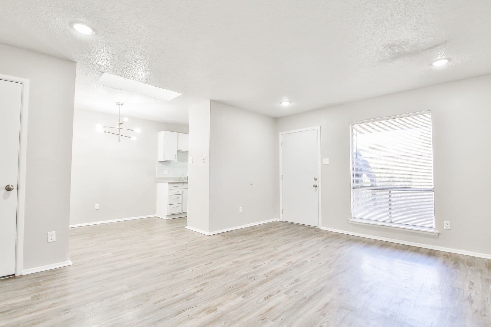 Lubbock Apartment: 5430 50th St