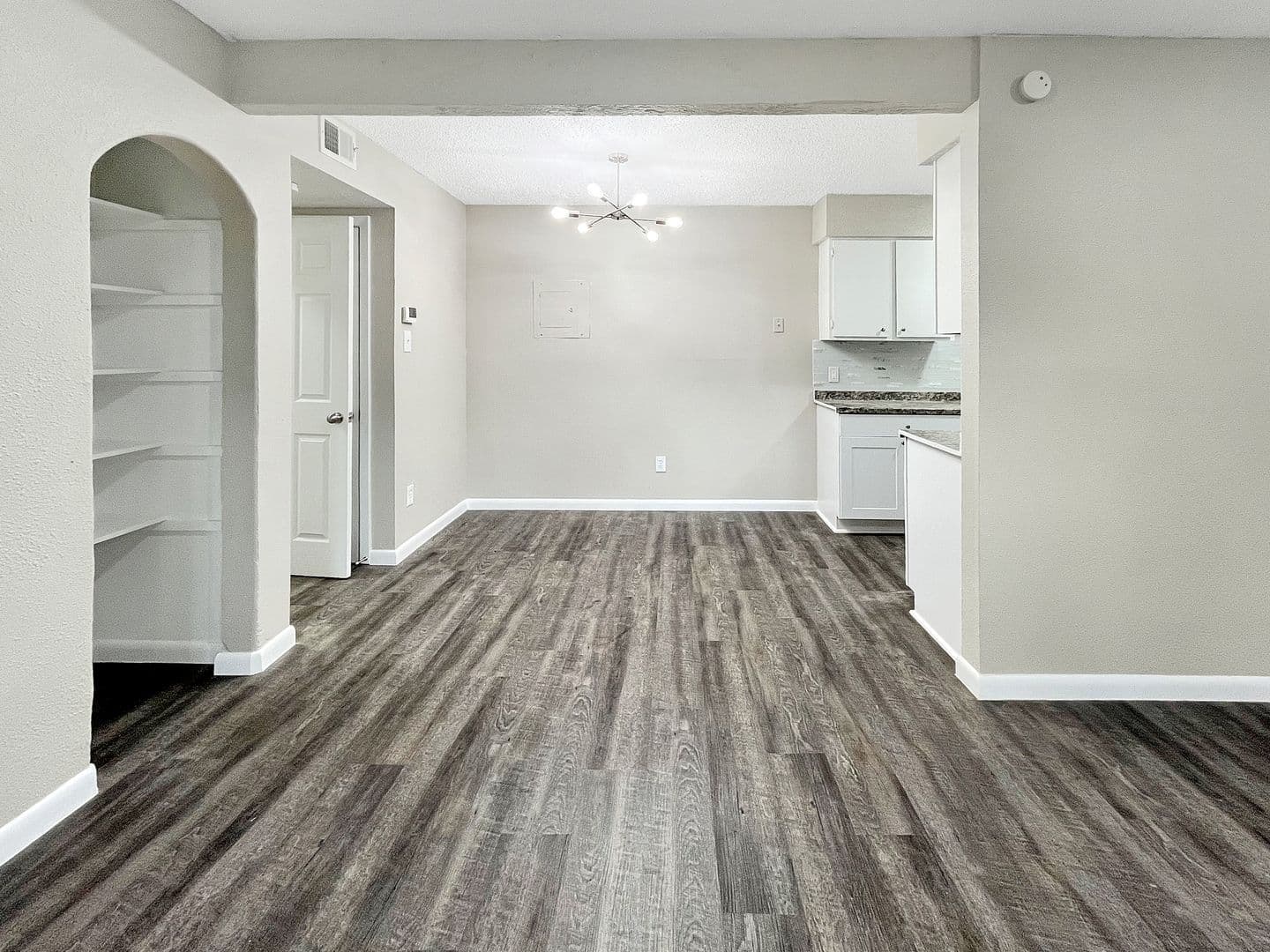 Lubbock Apartment: 5202 Bangor Ave
