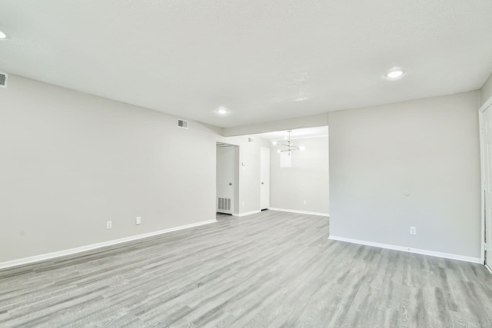 Lubbock Apartment: 5202 Bangor Ave