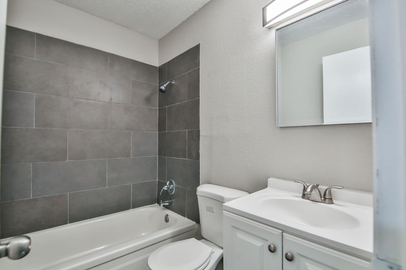 Lubbock Apartment: 2400 44th St