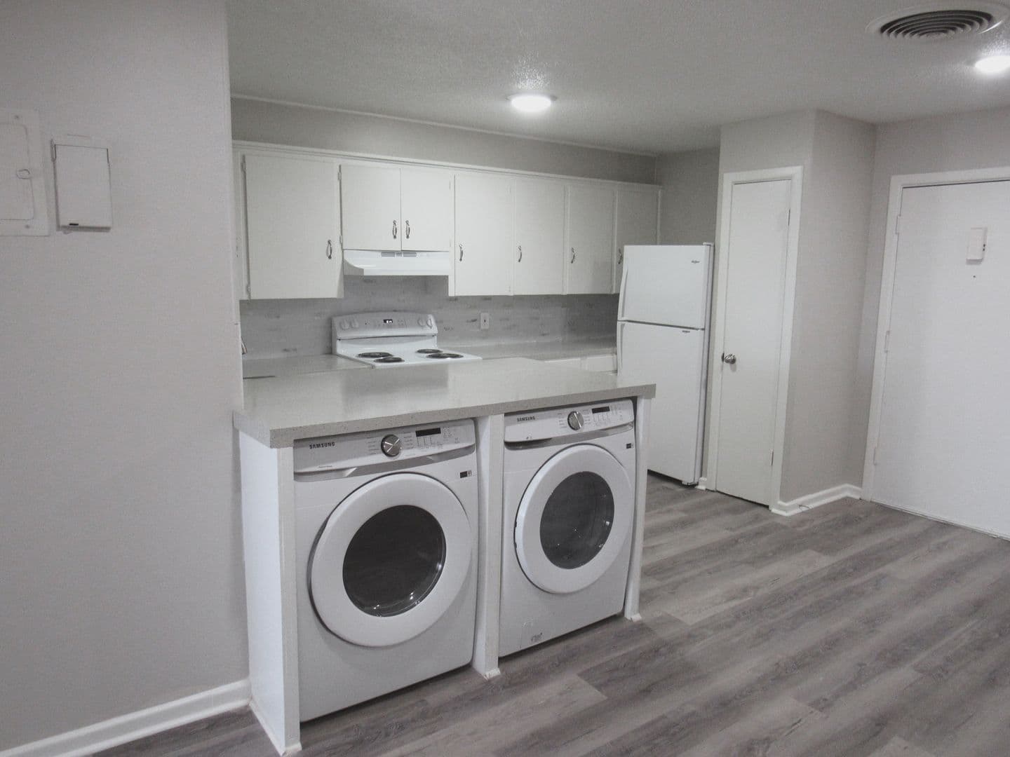 Lubbock Apartment: 2401 45th St