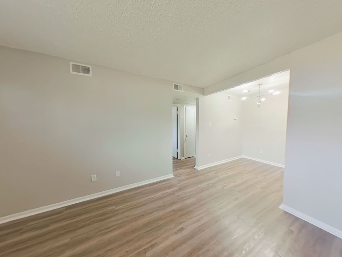 Lubbock Apartment: 5202 Bangor Ave