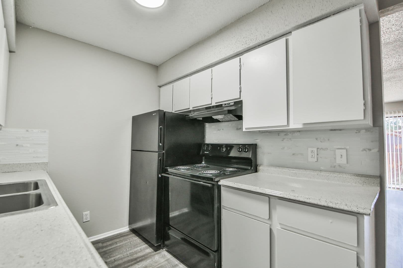 Lubbock Apartment: 5202 Bangor Ave