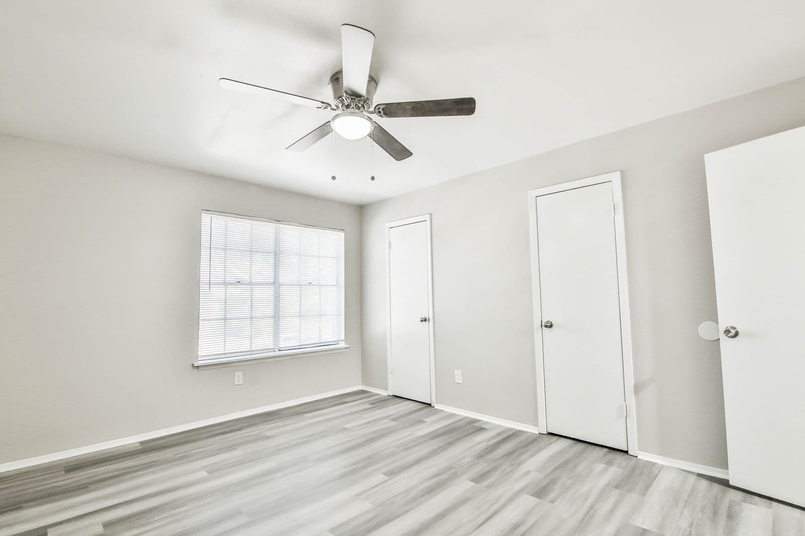 Lubbock Apartment: 2400 44th St