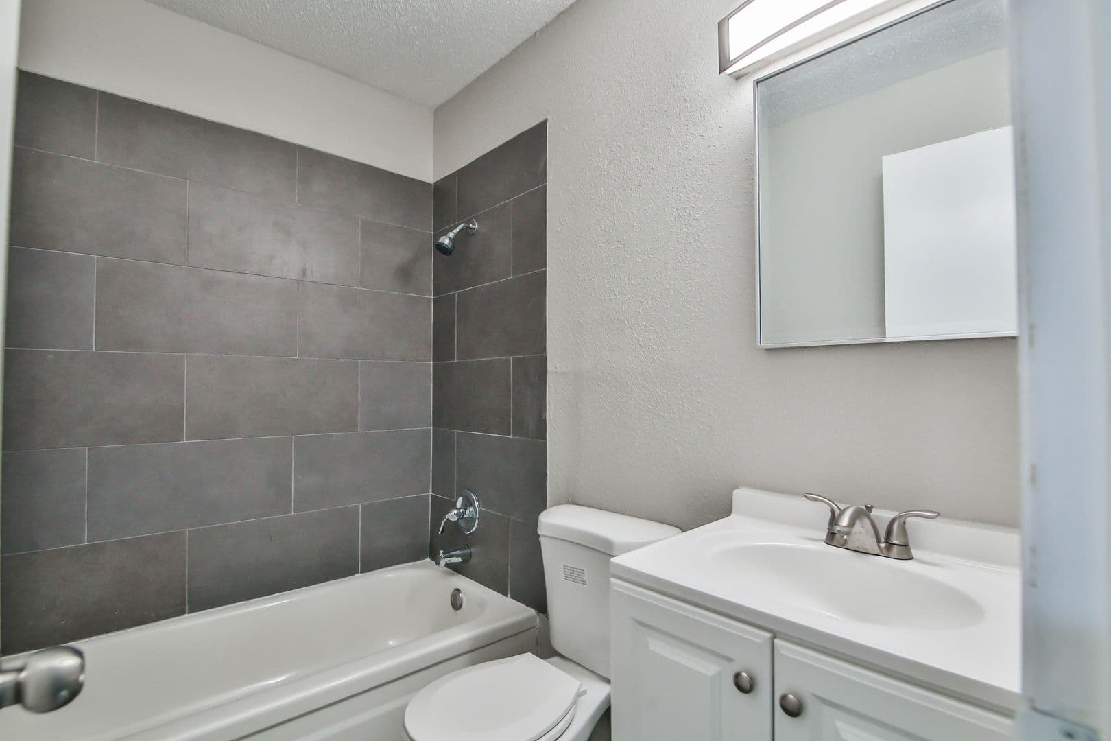 Lubbock Apartment: 2400 44th St