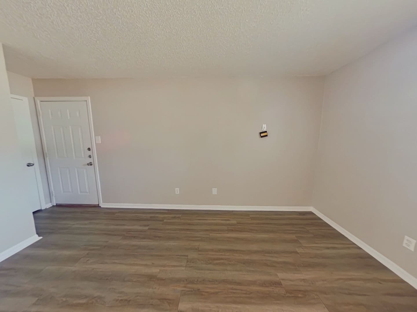 Lubbock Apartment: 5202 Bangor Ave