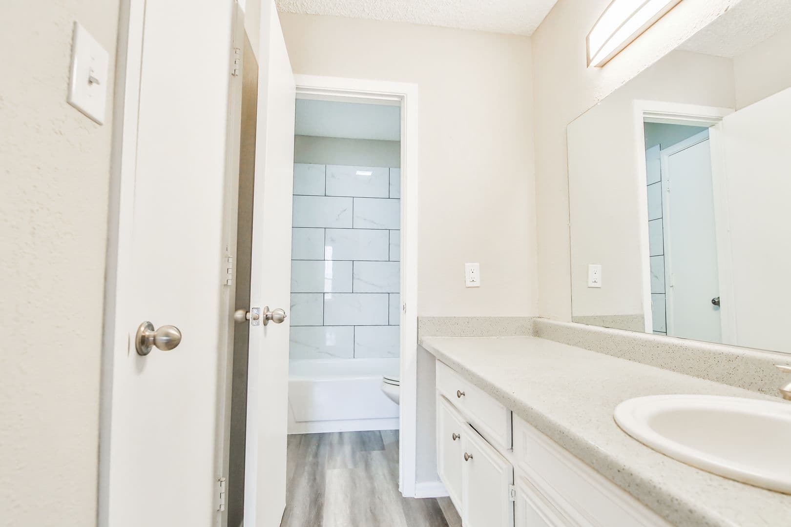 Lubbock Apartment: 5430 50th St