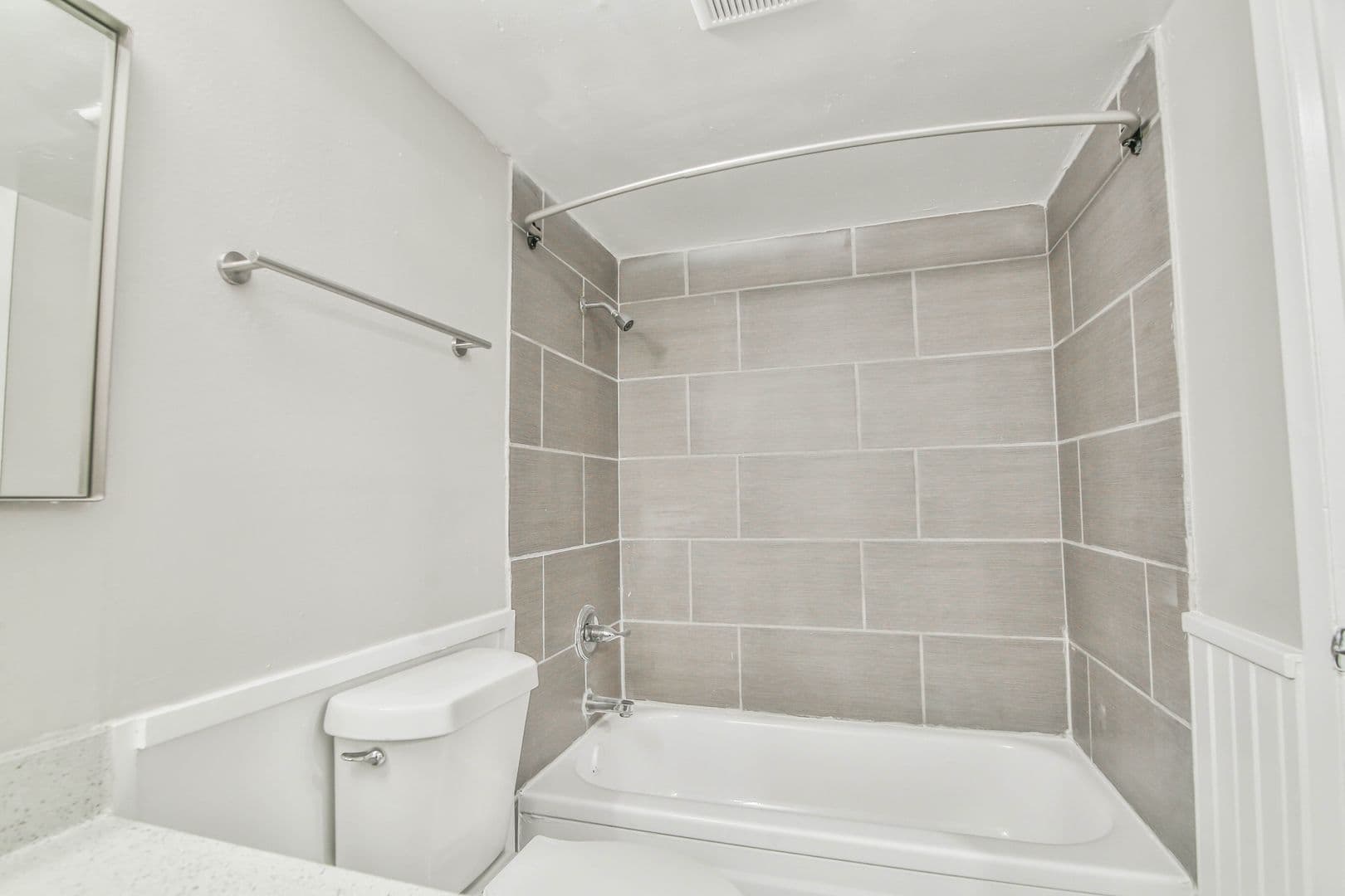 Lubbock Apartment: 2400 44th St